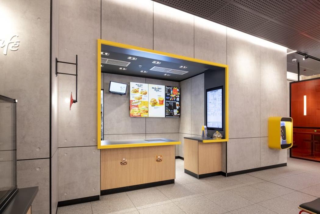 McDonald's, Spitalerstraße in Hamburg