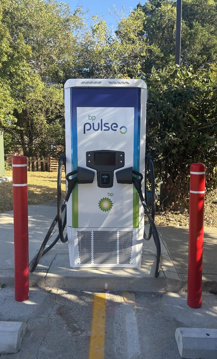 bp pulse Charging Station Image