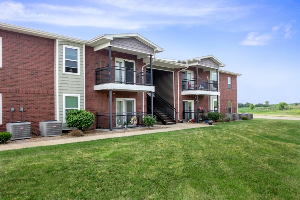 Bluff Apartments - Fort Madison, IA