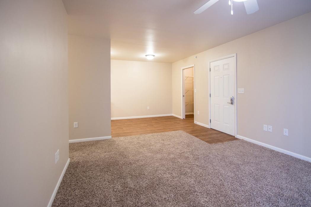 Bluff Apartments - Fort Madison, IA