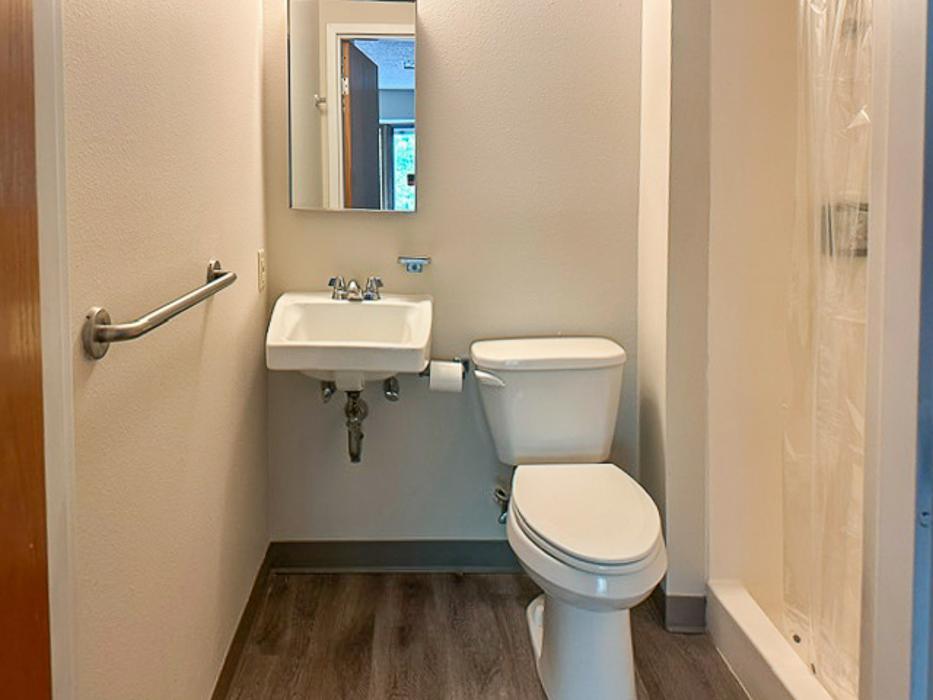 Hershey Manor - Muscatine, IA