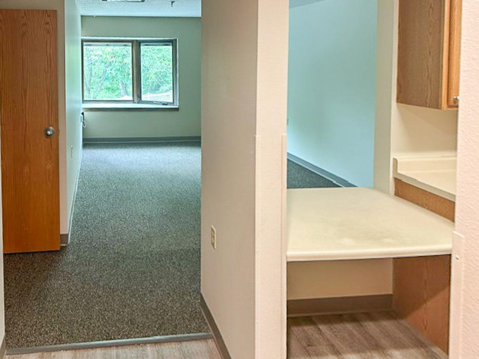 Hershey Manor - Muscatine, IA