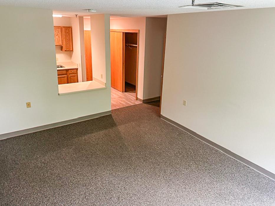 Hershey Manor - Muscatine, IA