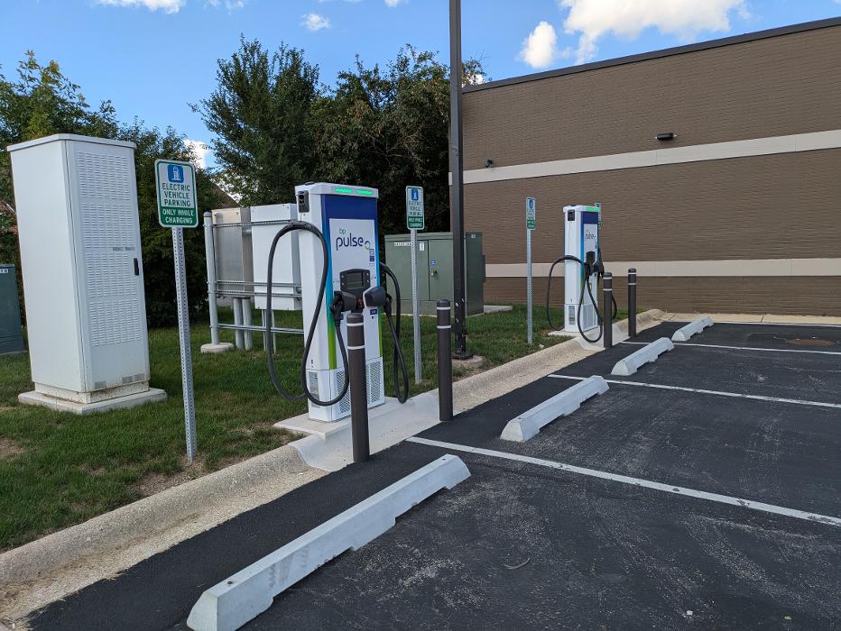 bp pulse Charging Station Image