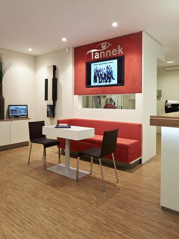 Optik Tannek GmbH, Münchner Straße in Karlsfeld