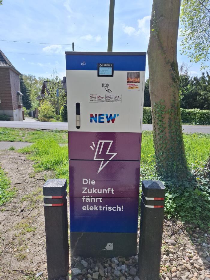 NEW Energie-Ladestation, An der Windmühle in Wassenberg