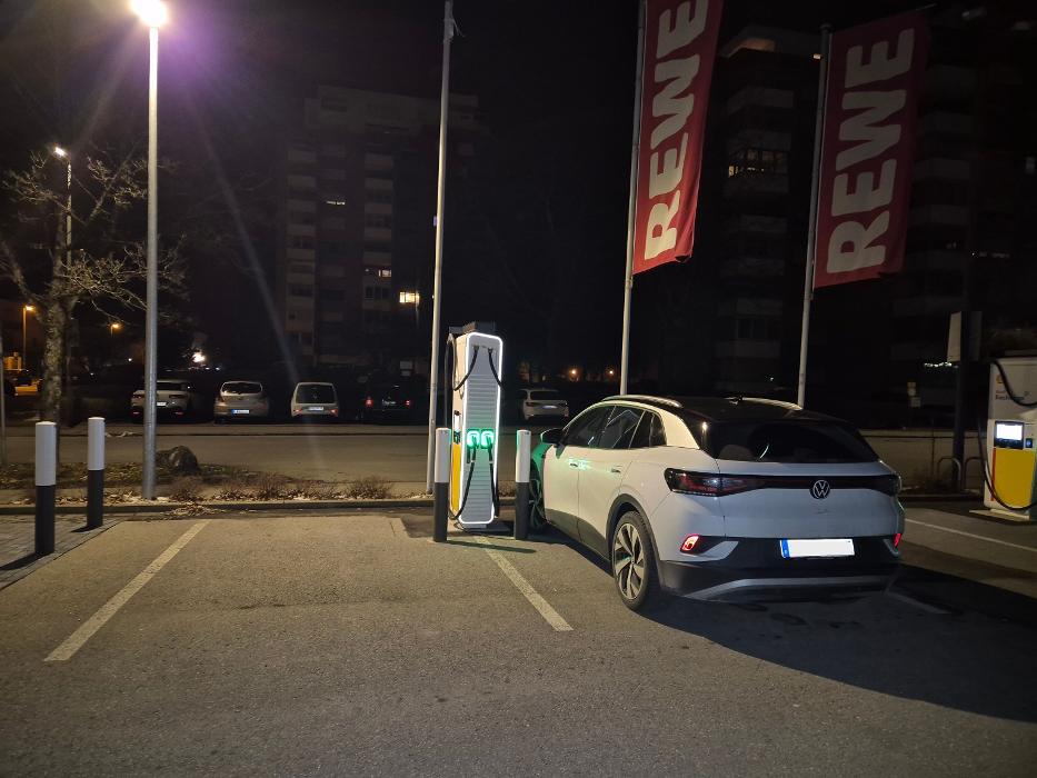 Shell Recharge Charging Station, Am Waltersbühl in Wangen im Allgäu