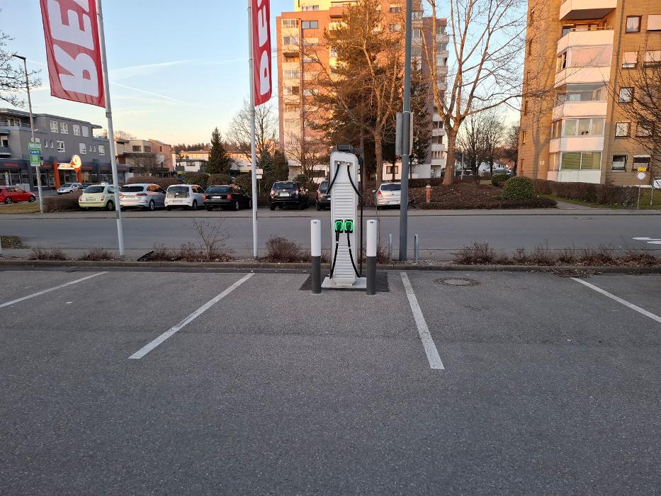 Shell Recharge Charging Station, Am Waltersbühl in Wangen im Allgäu