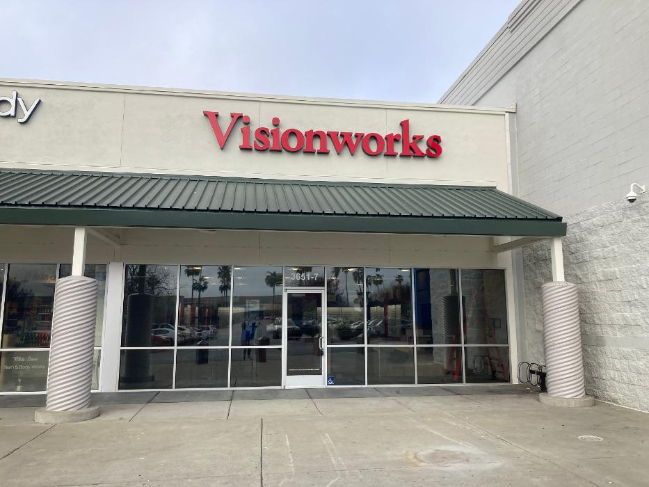 Visionworks Doctors of Optometry Natomas Marketplace Logo