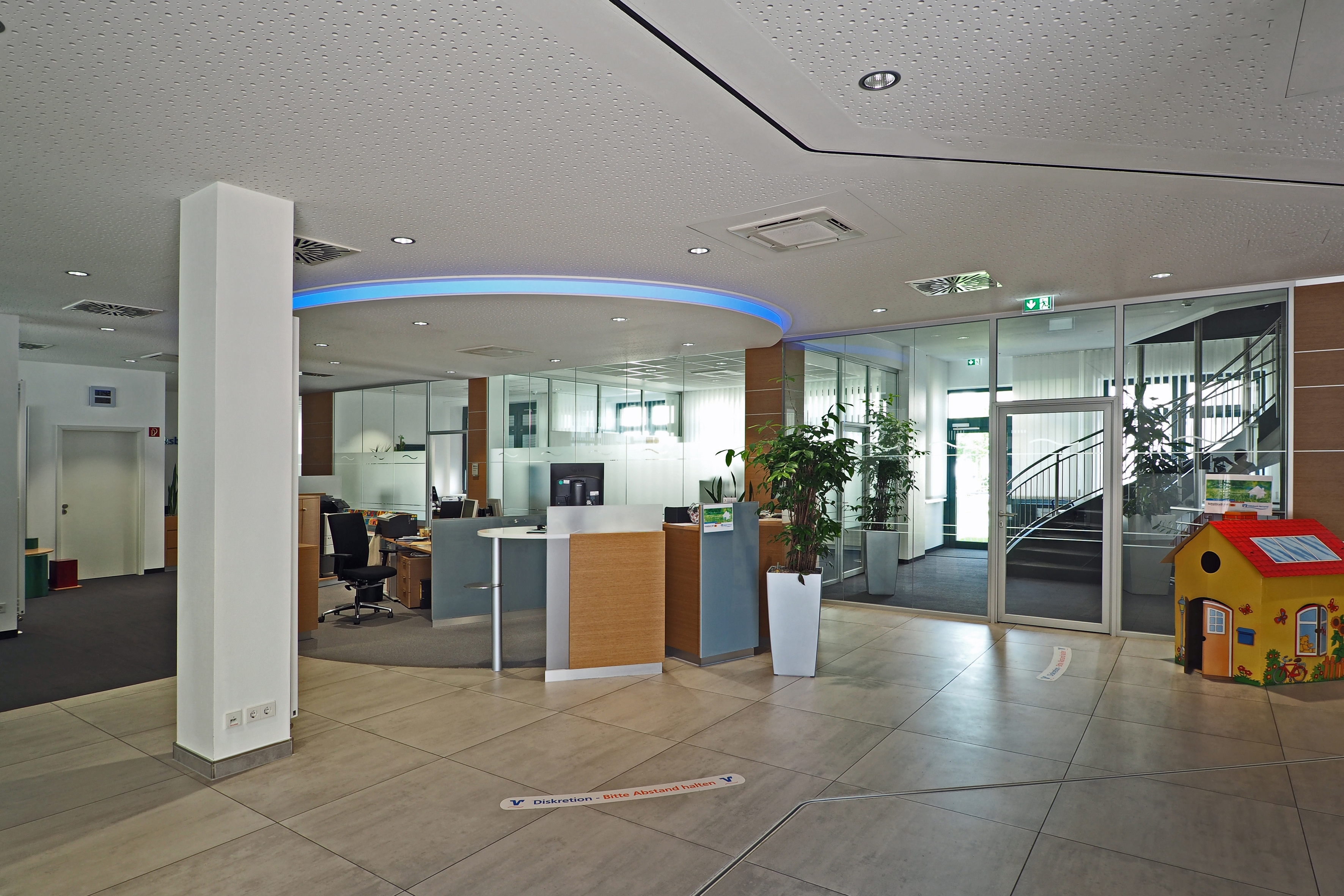 Fotos - Volksbank Neckartal eG Hauptgeschäftsstelle Meckesheim - 2