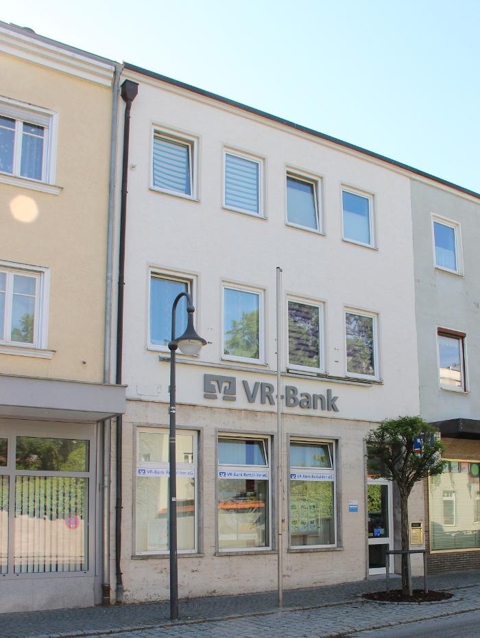 VR-Bank Rottal-Inn eG Geschäftsstelle Arnstorf, Bahnhofstraße in Arnstorf
