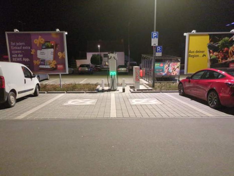 Shell Recharge Charging Station, Heinrich-Heine-Str. in Bad Liebenwerda