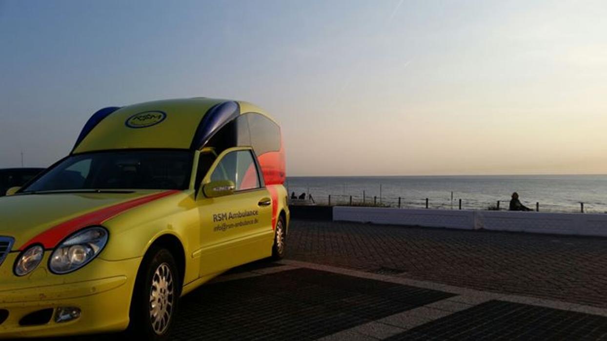 RSM Ambulance, Kirchplatz in Umpferstedt