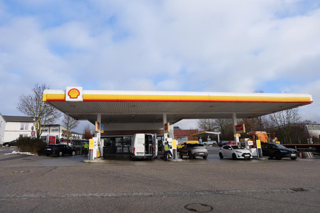 Shell Recharge Charging Station, Lippacher Straße in Furth