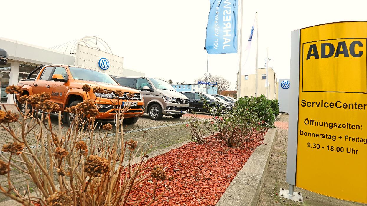 ADAC Geschäftsstelle Greifswald, Anklamer Straße in Greifswald