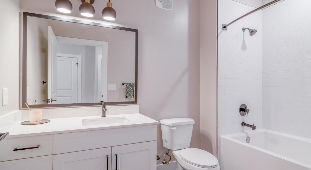 Broadstone Pullman Image