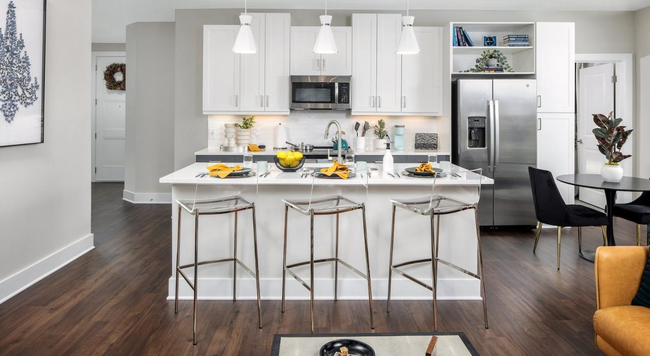 Broadstone Pullman Image