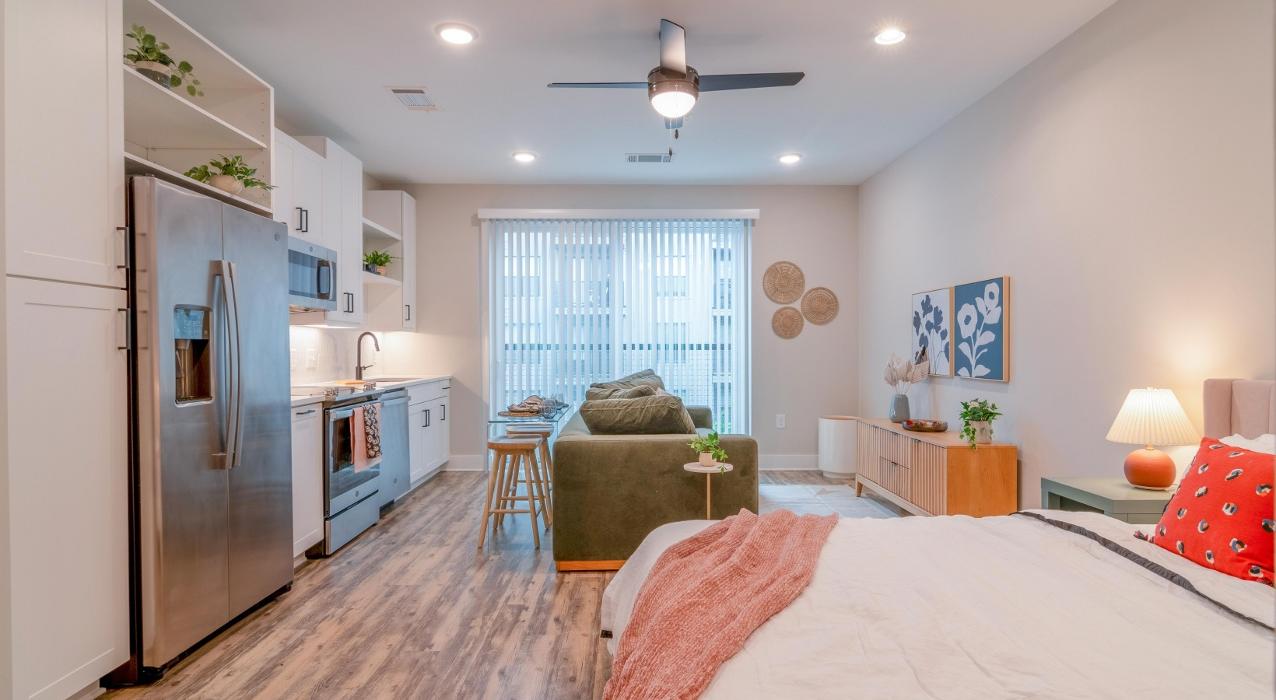 Broadstone Pullman Image