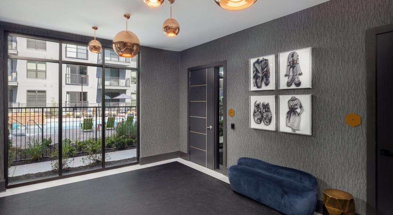 Broadstone Pullman Image