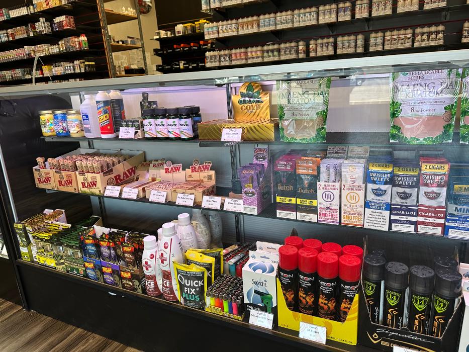 Red Star Vapor & CBD - Scottsdale, AZ