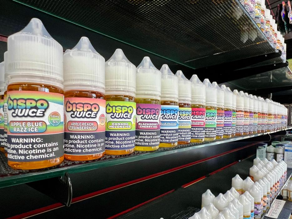 Red Star Vapor & CBD - Greeley, CO