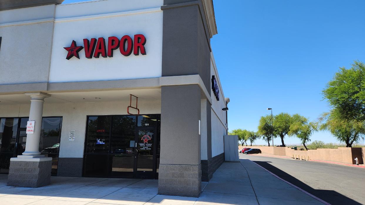 Red Star Vapor & Smoke