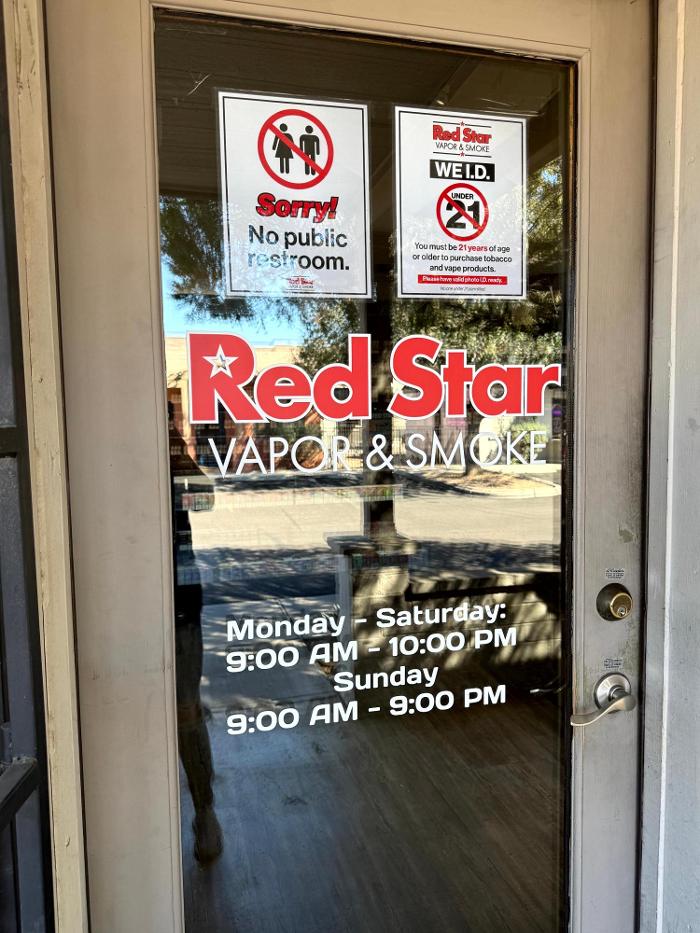 Red Star Vapor & Smoke