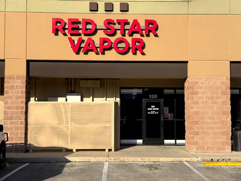 Red Star Vapor & Smoke
