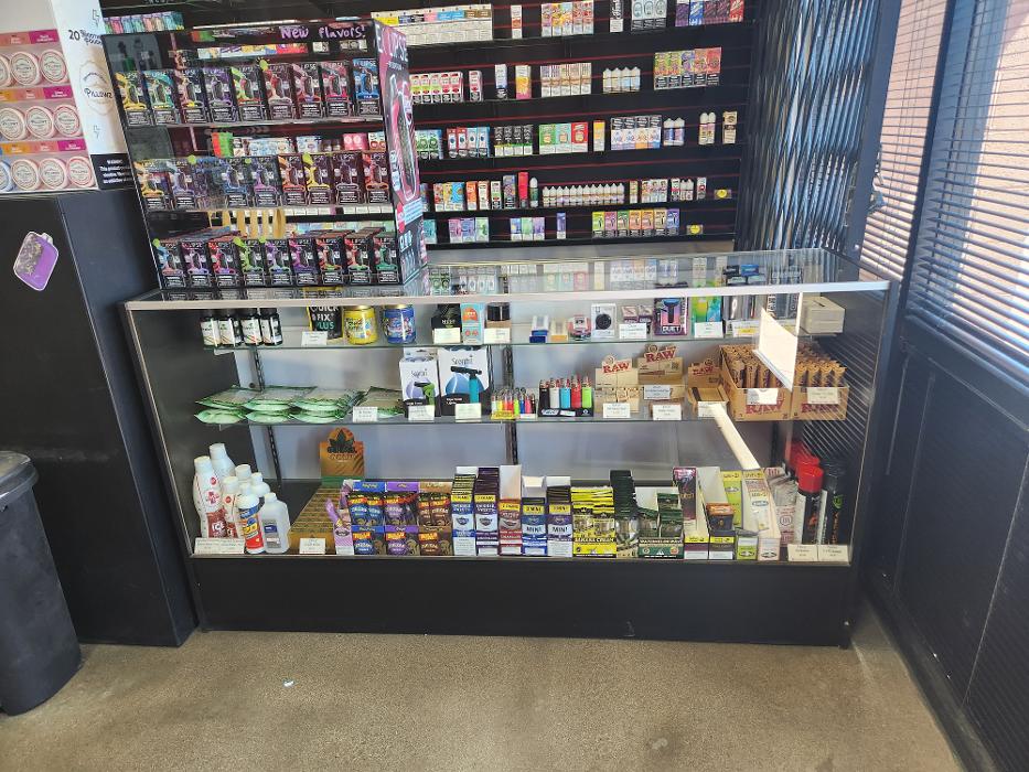 Red Star Vapor & CBD - Phoenix, AZ