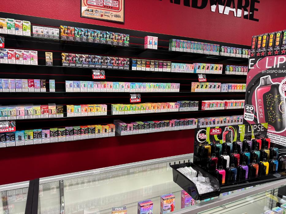 Red Star Vapor - Glendale, AZ