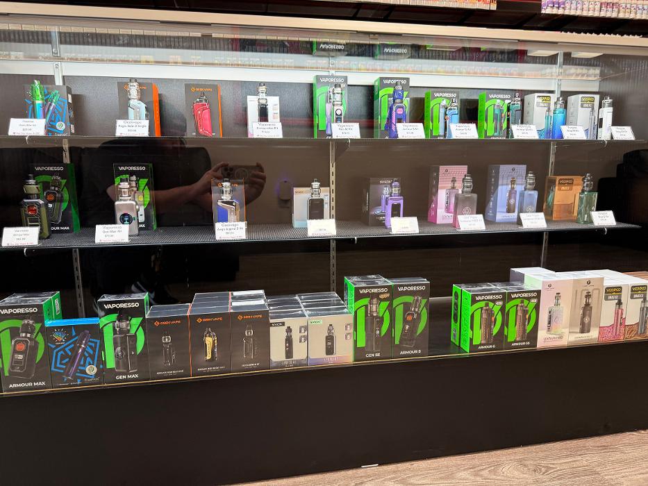 Red Star Vapor - Gilbert, AZ