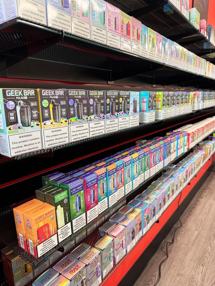 Red Star Vapor - Gilbert, AZ