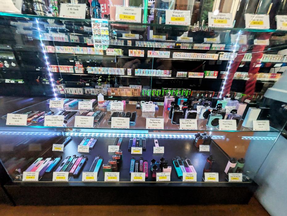 JVapes Vape & Smoke Shop - Gilbert, AZ