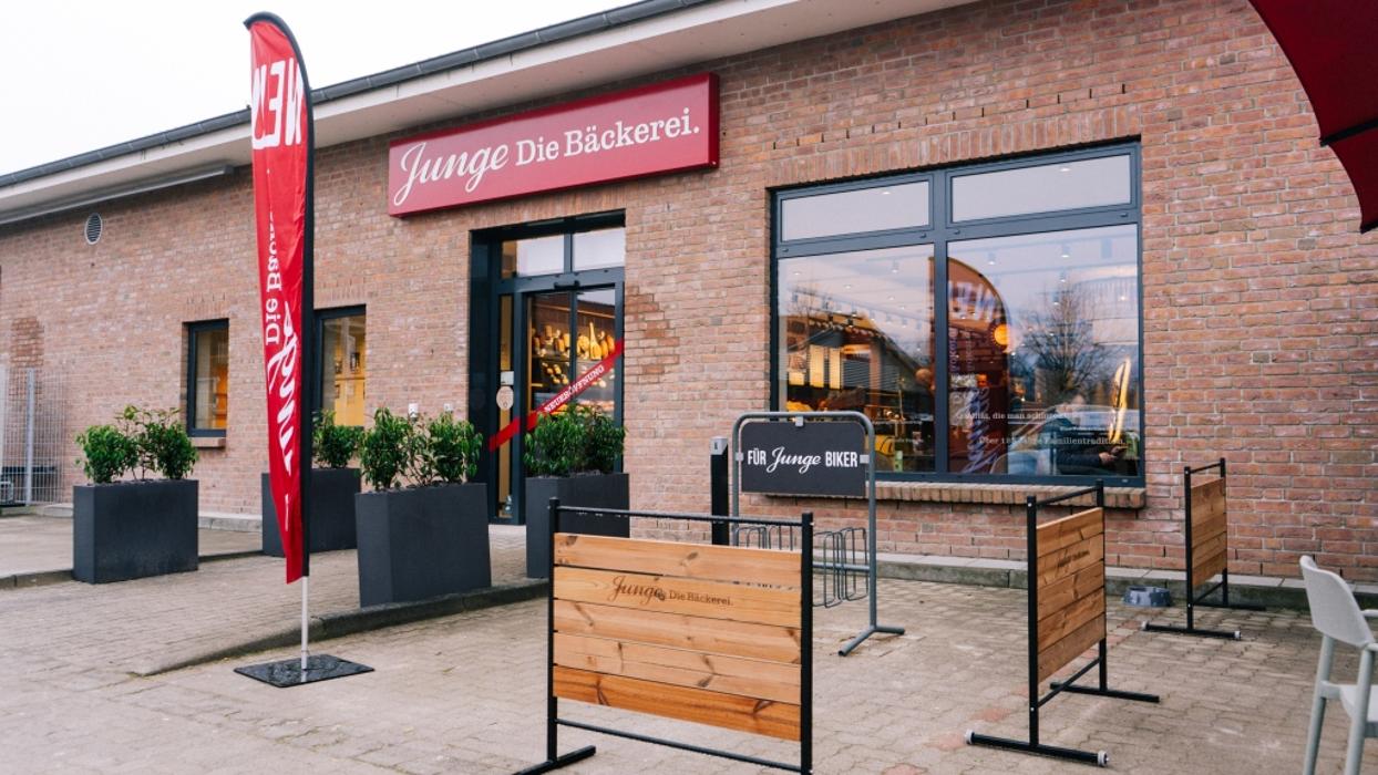 Junge Die Bäckerei., Hinrichsdorfer Straße in Rostock