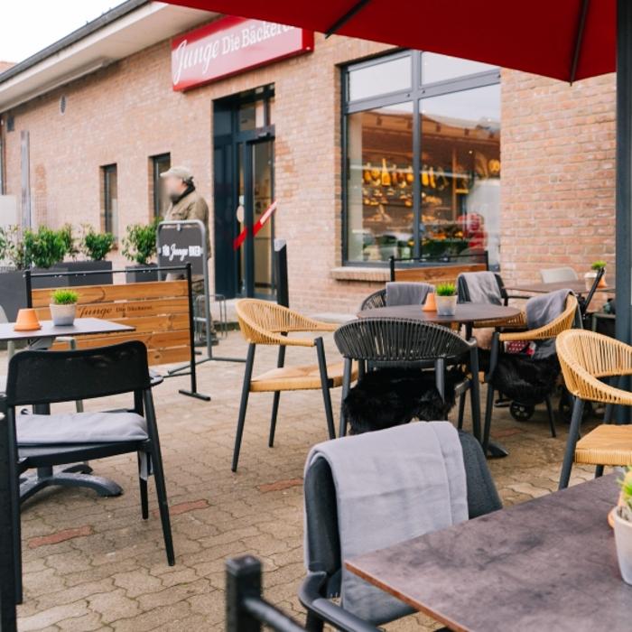 Junge Die Bäckerei., Hinrichsdorfer Straße in Rostock