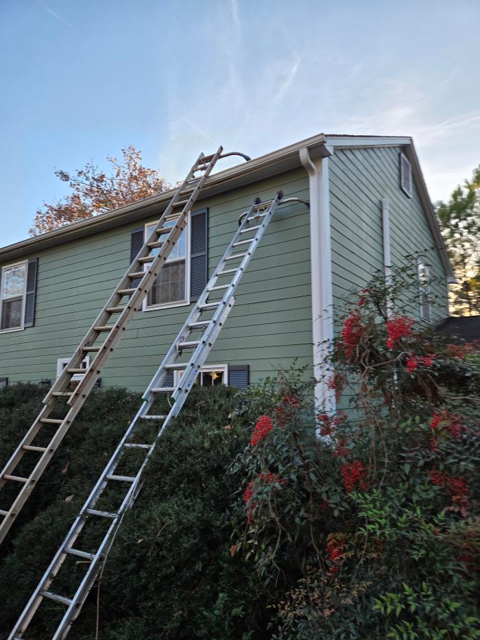Squeaky Clean Windows , Gutters & More - Birmingham, AL