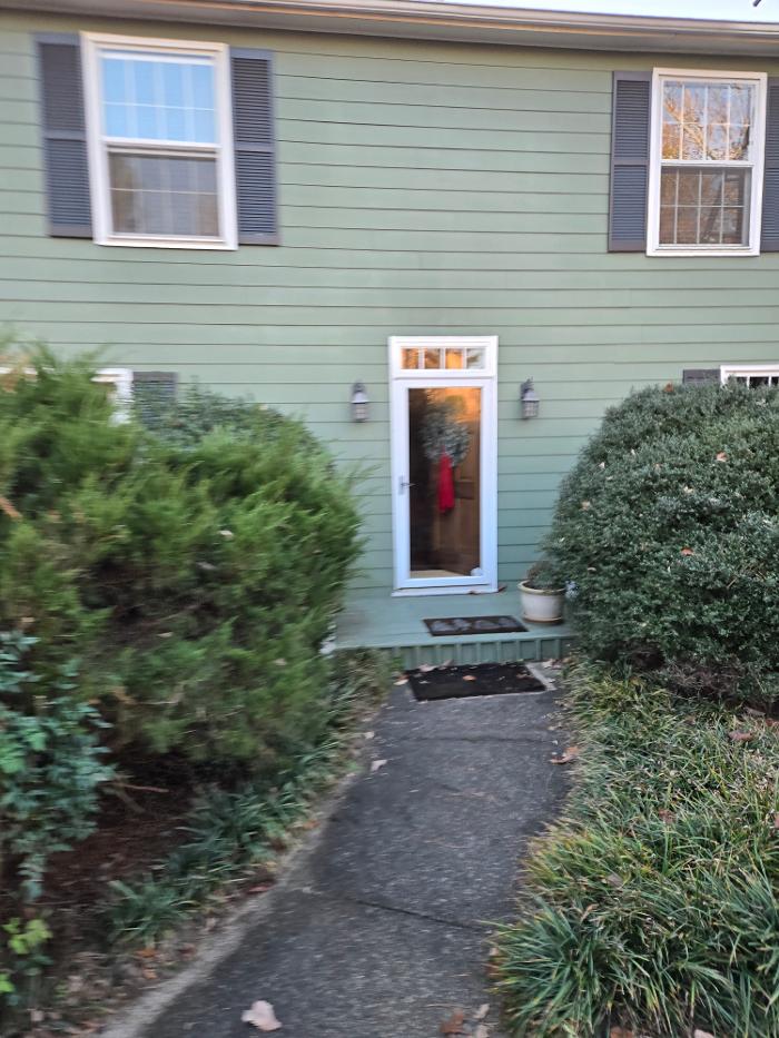 Squeaky Clean Windows , Gutters & More - Birmingham, AL