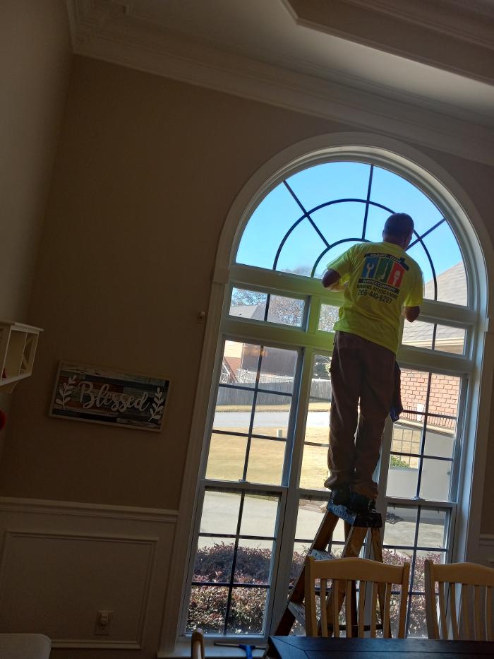 Squeaky Clean Windows , Gutters & More - Birmingham, AL