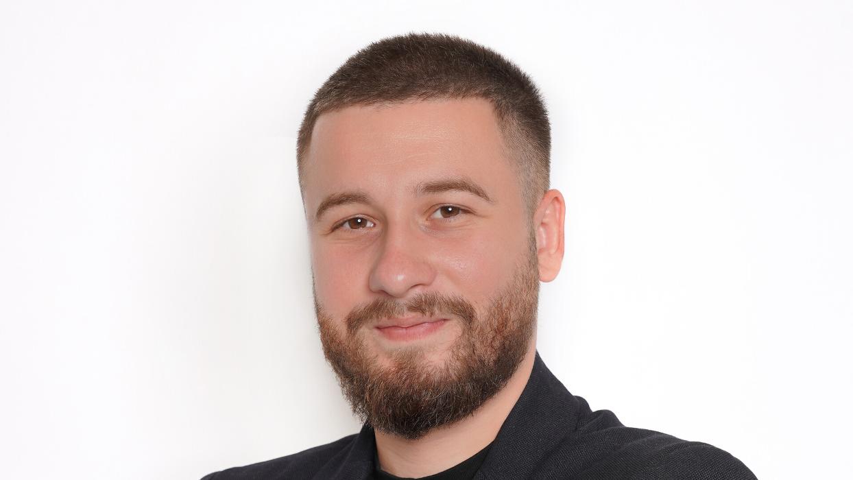 Mecklenburgische Versicherung Mehmet Polat, Hindenburgdamm in Berlin