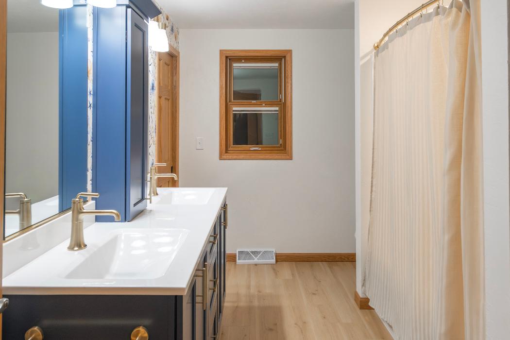 Finding Time Contracting Image