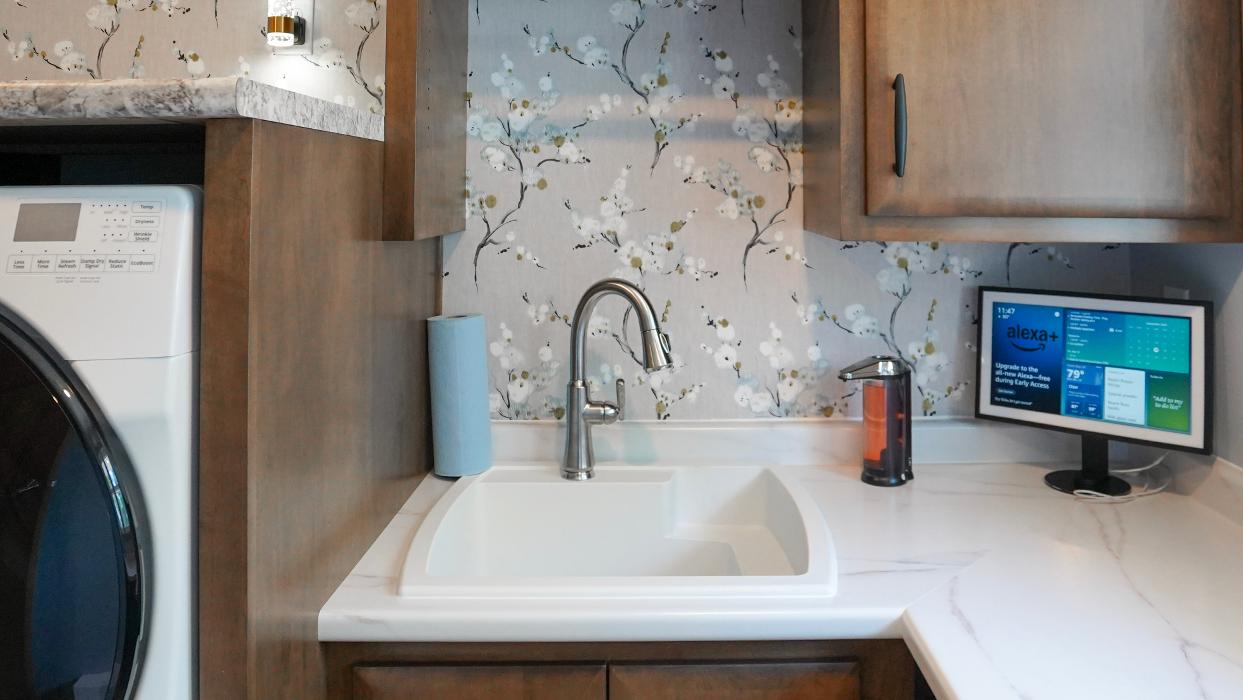 Finding Time Contracting Image