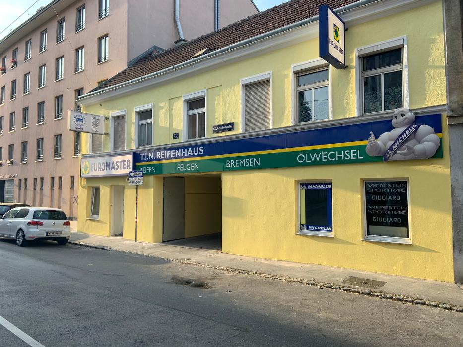T.I.N. Reifenhaus GmbH, Arndtstraße in Wien