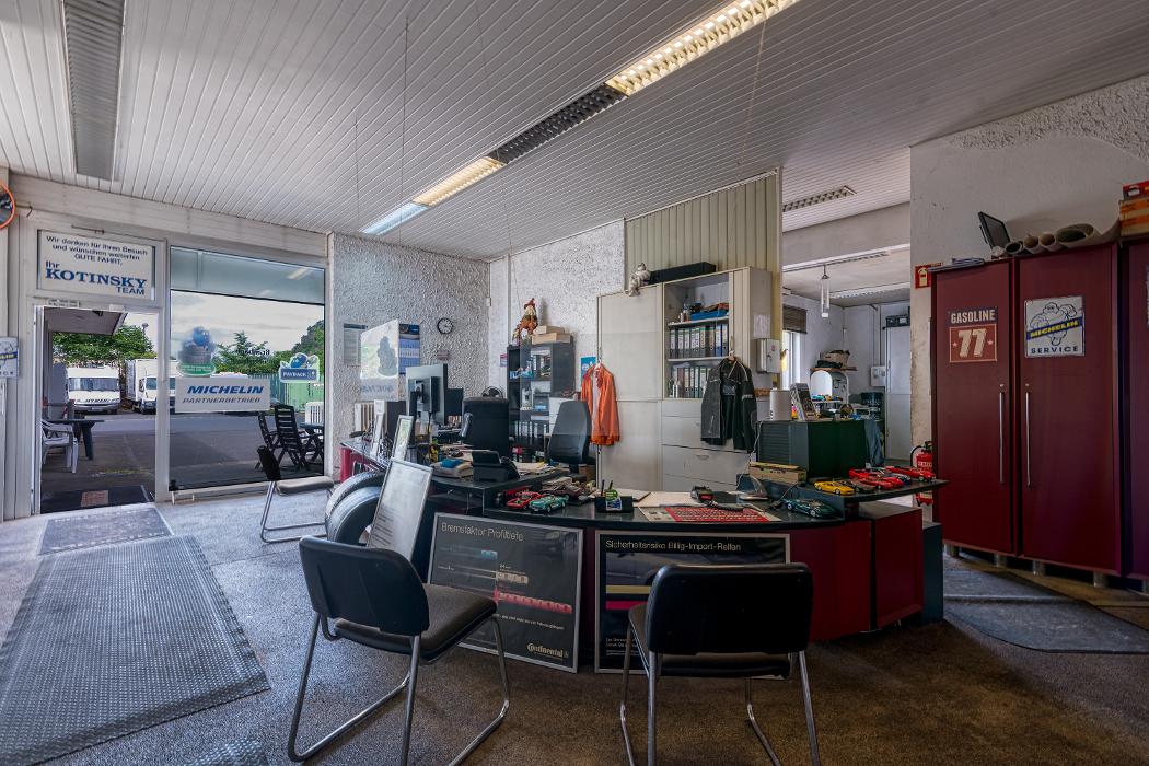Reifen Kotinsky GmbH & Co. KG - Partnerbetrieb von EUROMASTER, Im Rosenacker in Braubach