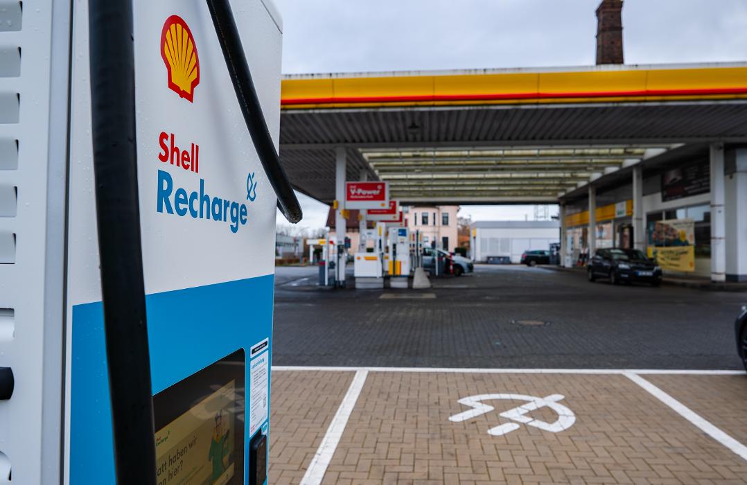 Shell Recharge Charging Station, Seppenrader Straße in Lüdinghausen