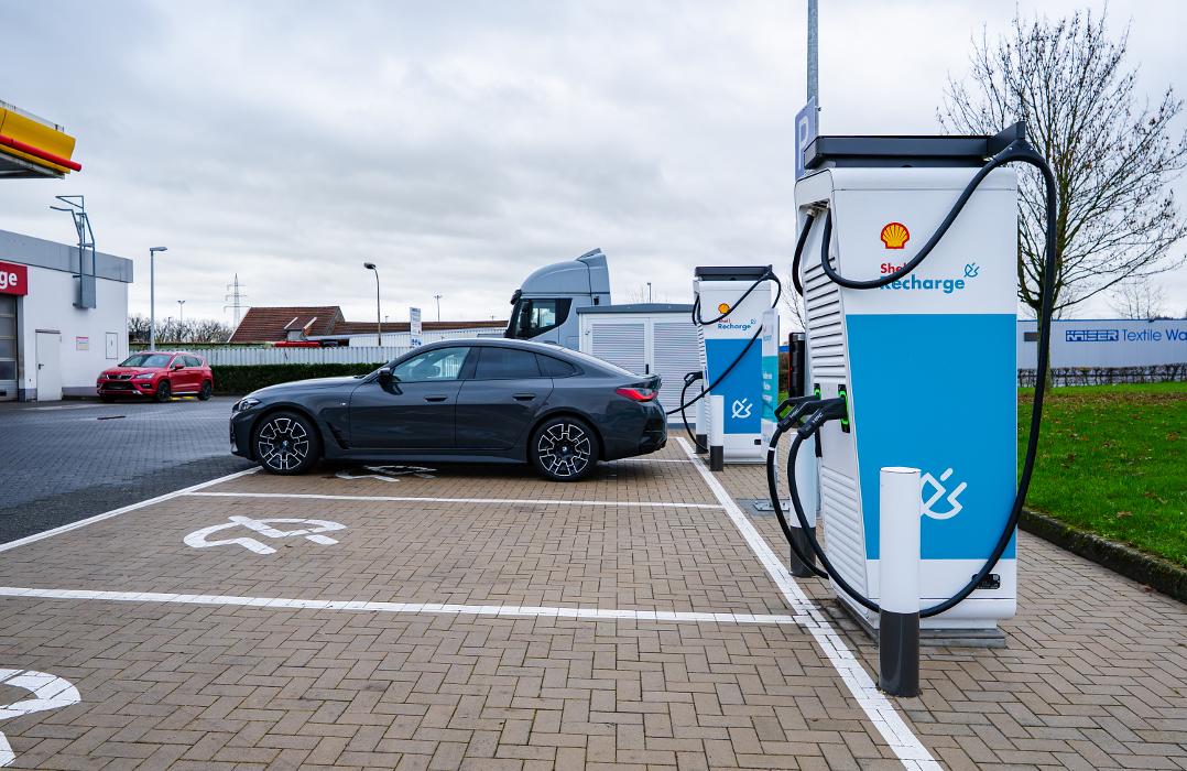 Shell Recharge Charging Station, Seppenrader Straße in Lüdinghausen