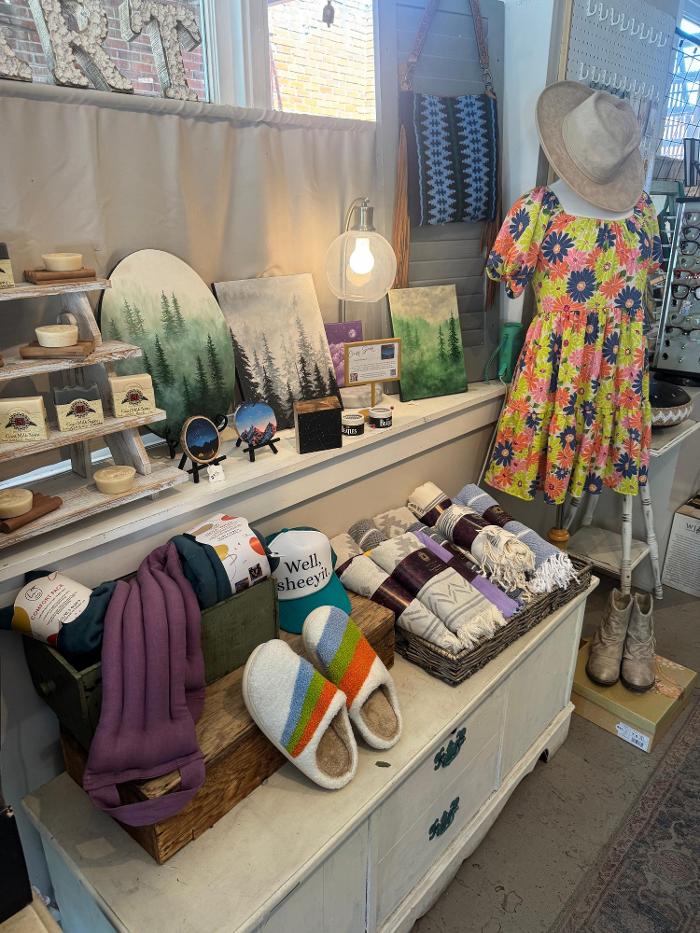 Adiluna Boutique - Arvada, CO