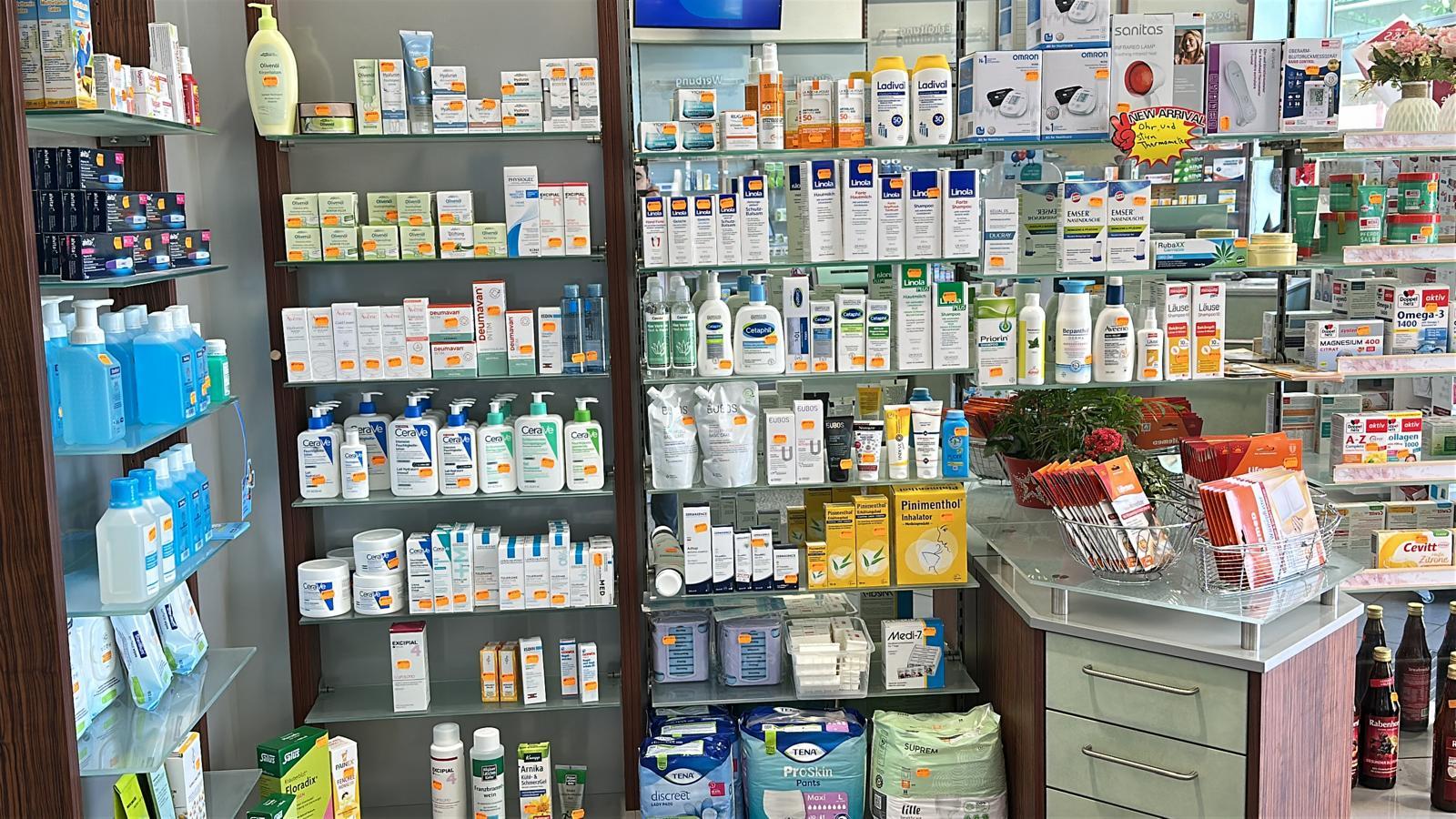 Einhorn-Apotheke, Buchheimer Straße in Köln