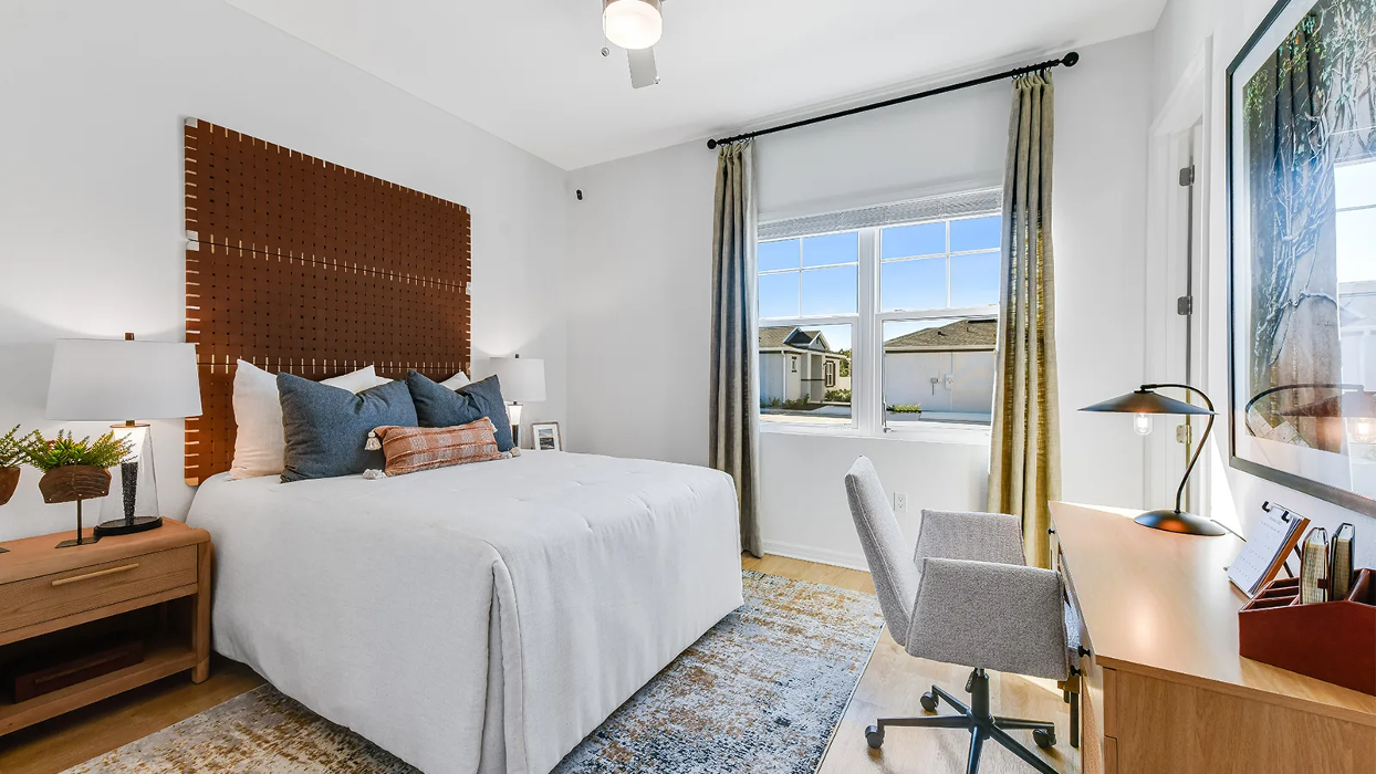 Yardly Ellenton Image