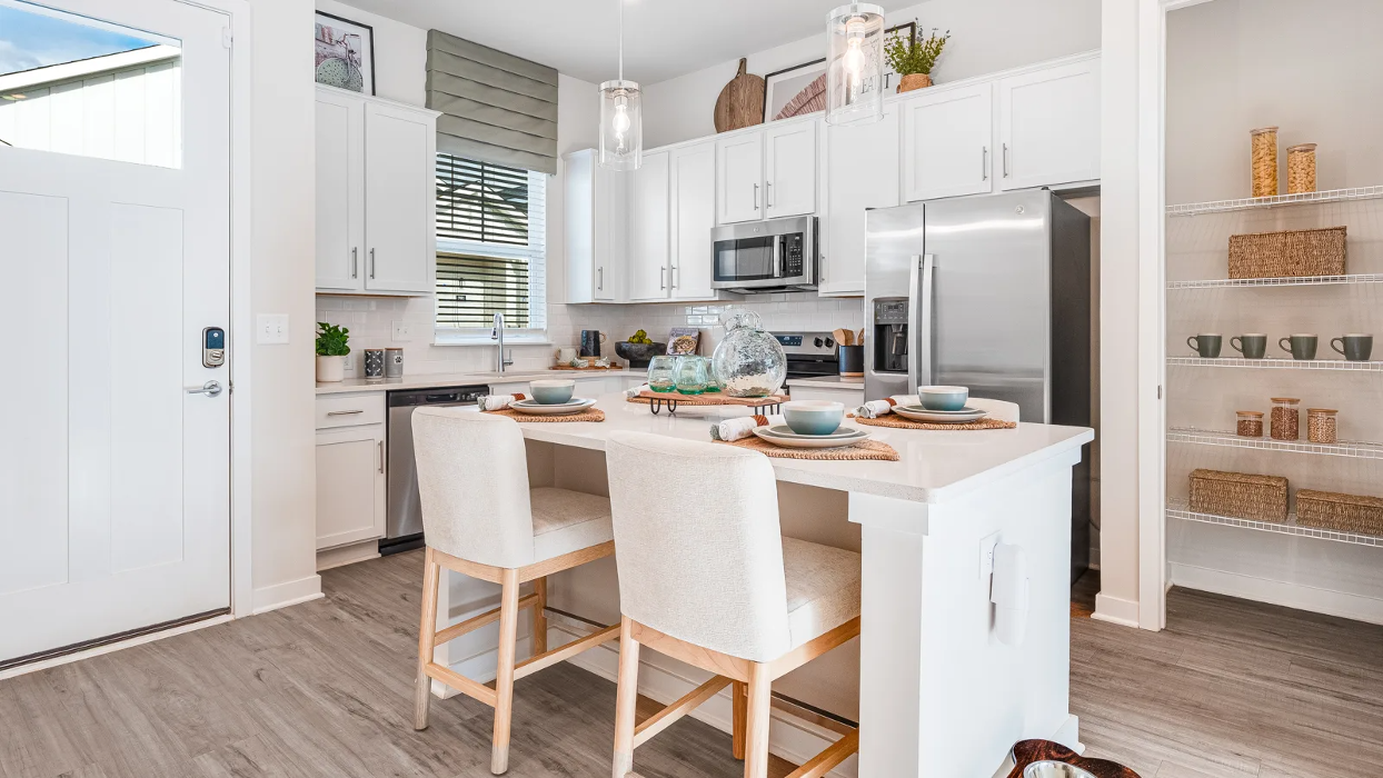 Yardly Ellenton Image