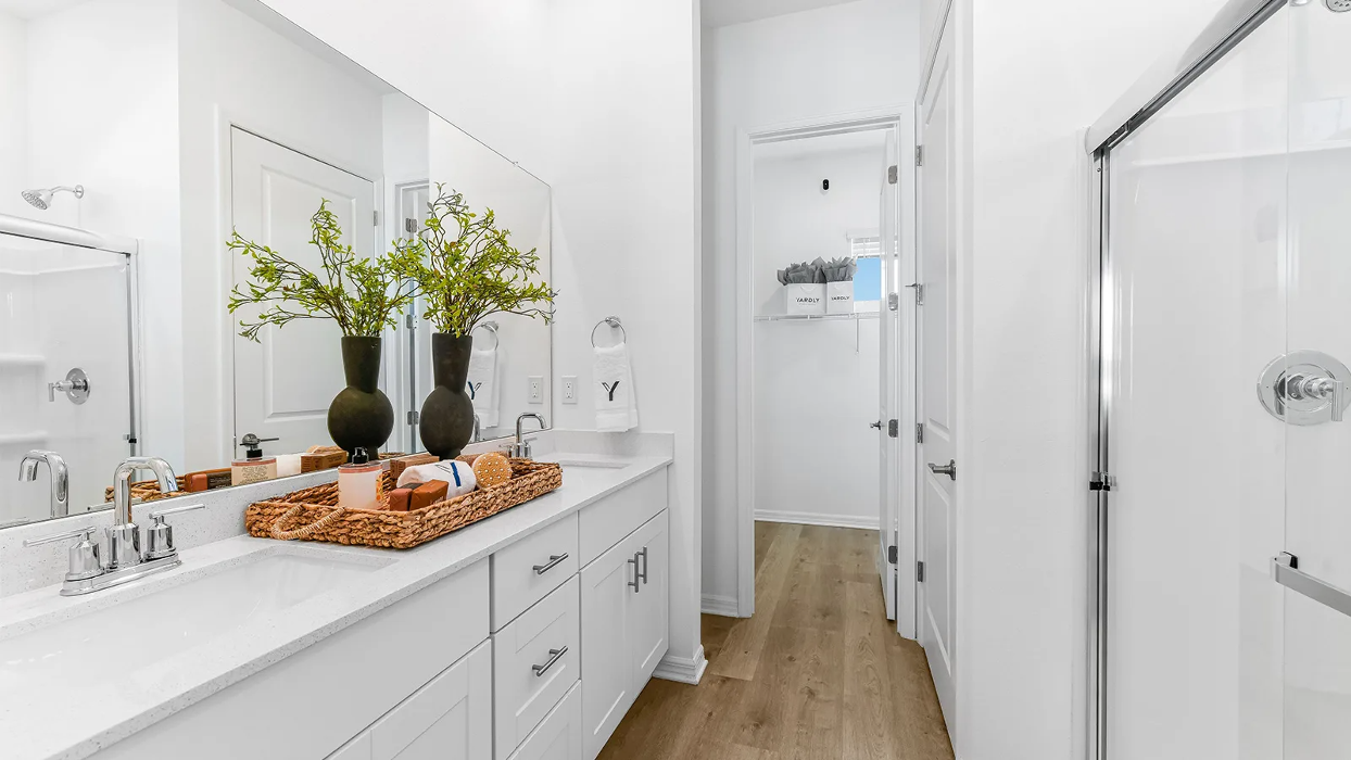 Yardly Ellenton Image